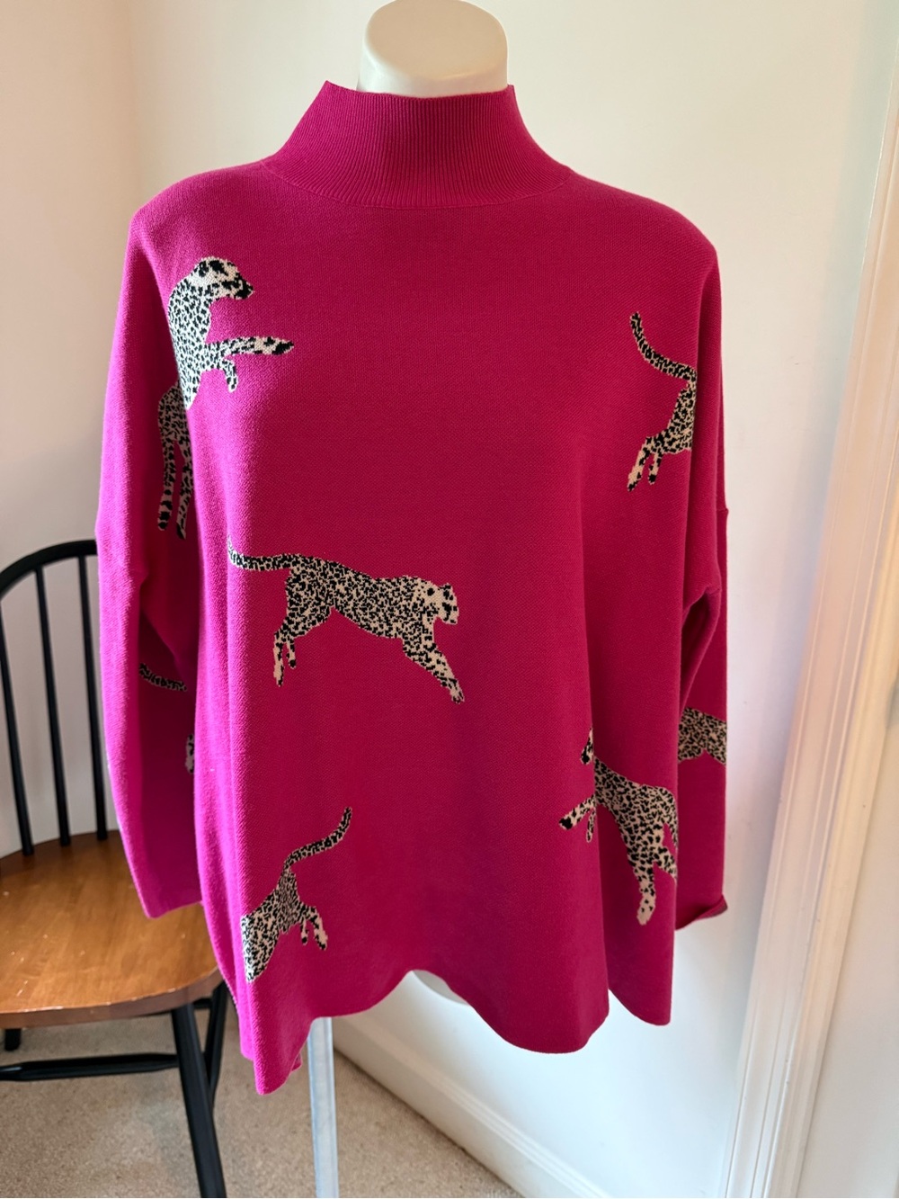 entro Fuchsia Leopard-Print Mock Neck Sweater